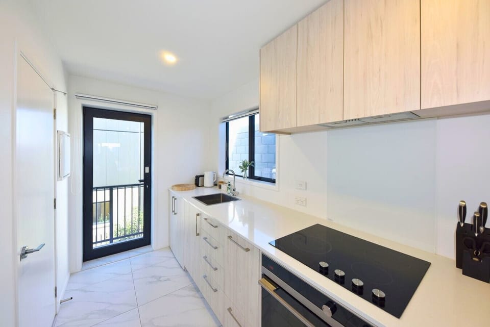 12 8 Wilmer St (4) - Edited
