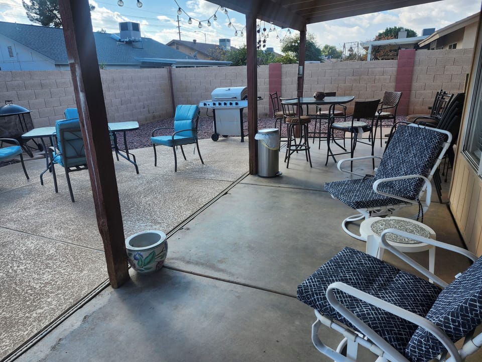 Outdoor dining