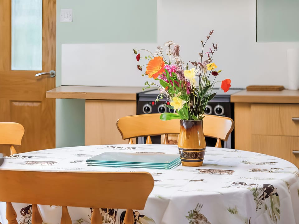 Kitchen/diner | Drumlea Cottage, Bonar Bridge, near Lairg
