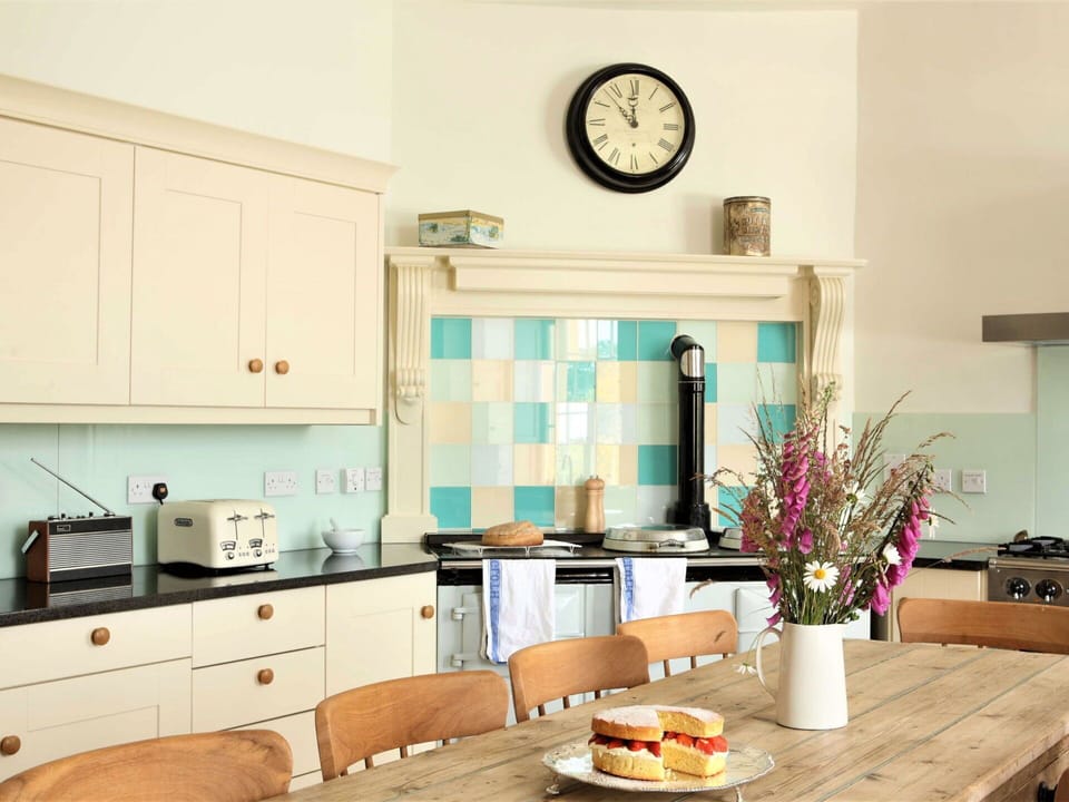 Interior Design, Kitchen, Furniture, Flooring, Countertop, Wood, Kitchen Appliance, Cabinetry, Room, Floor