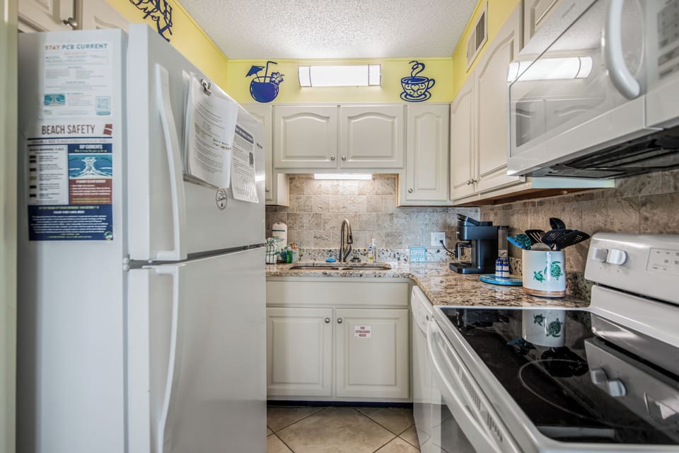Full Kitchen