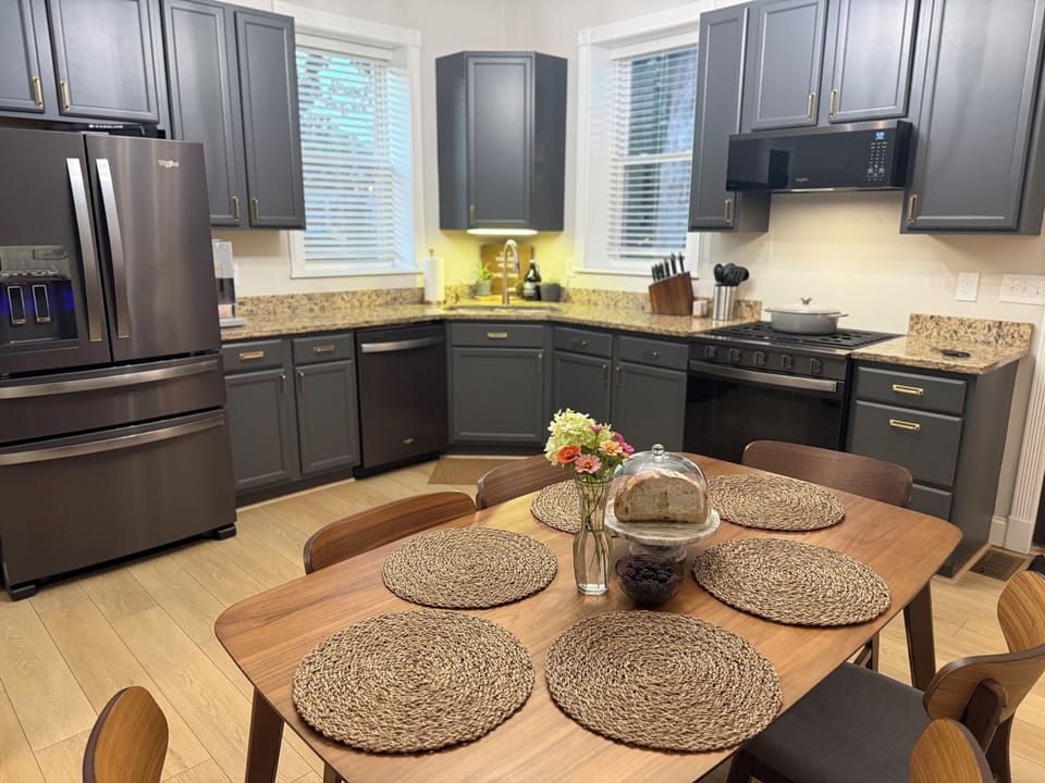 Fully stocked kitchen. All new appliances 