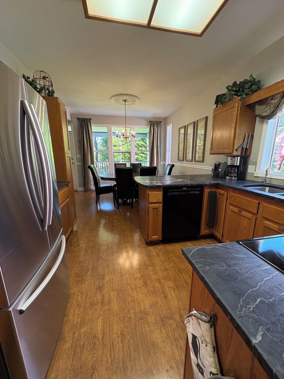 Full Kitchen 