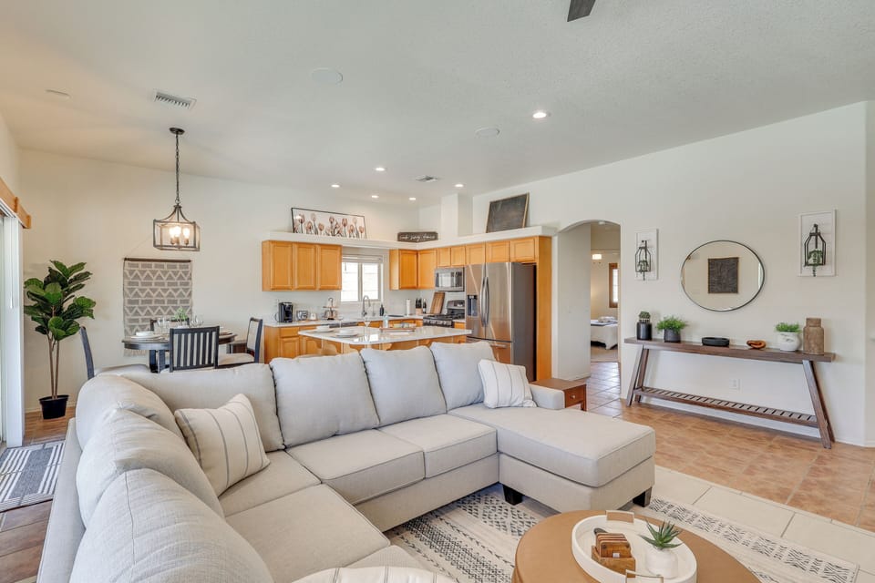 Living Room | Central A/C & Heat | Free WiFi