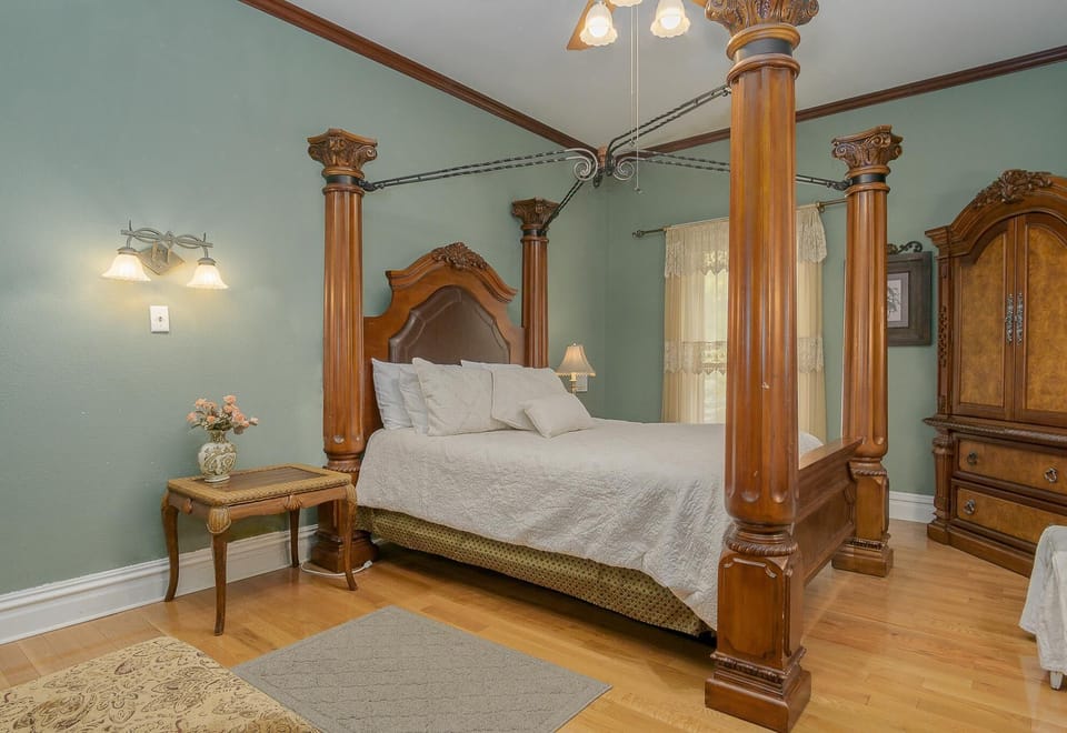 King_Bed