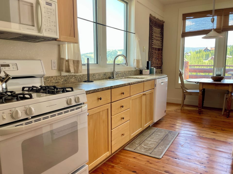 Kitchen area