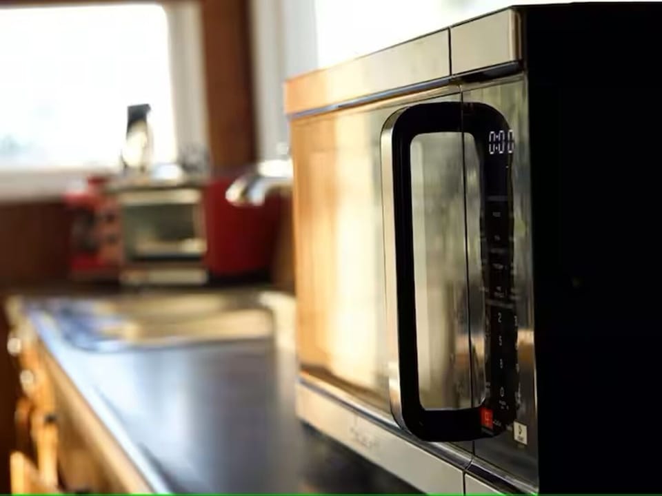 Microwave