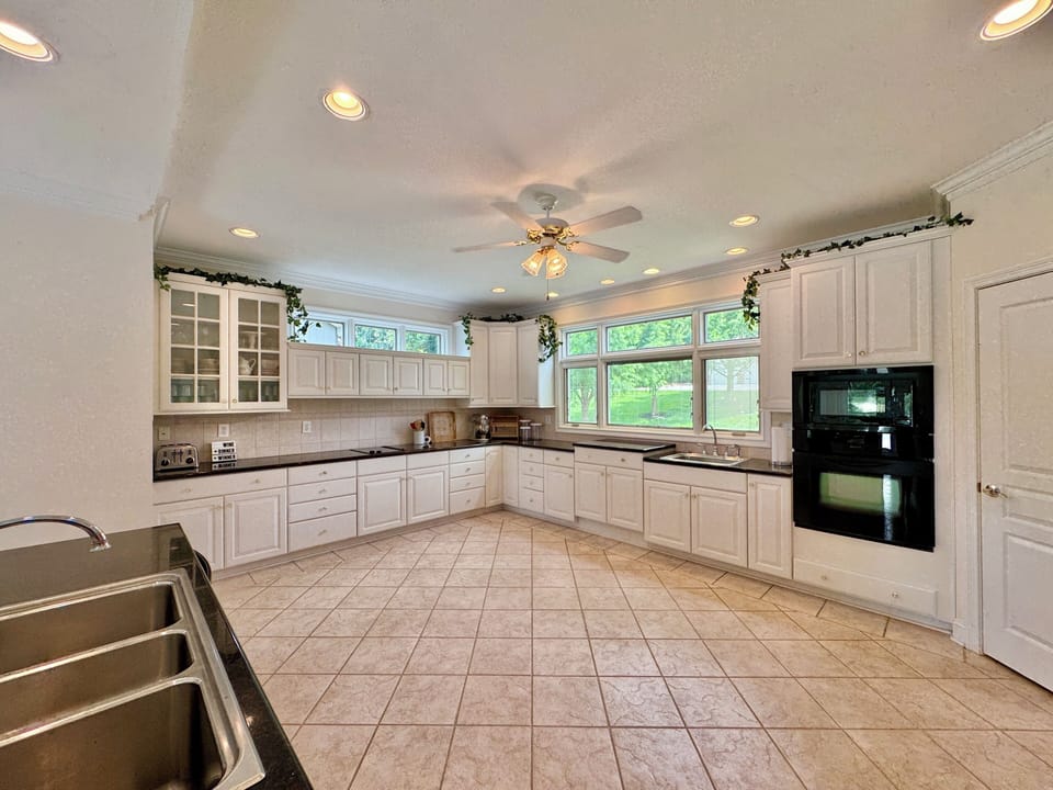 8 Kitchen
