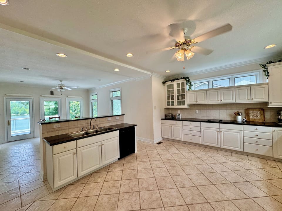 9 Kitchen