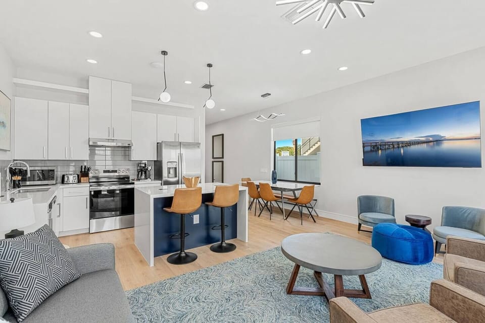 54efd106-288b-4a5d-ba56-a4c681bd8615