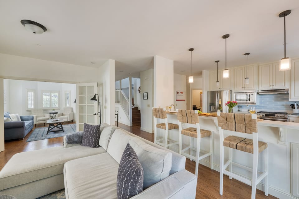 Bright and airy living room.