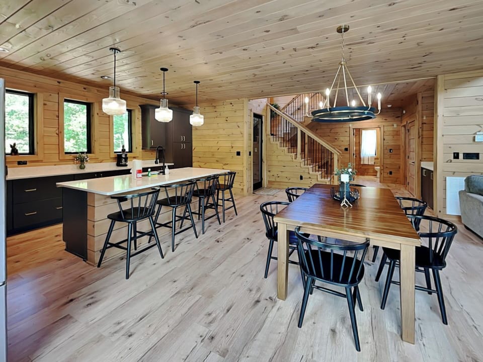 Open Dining Areas