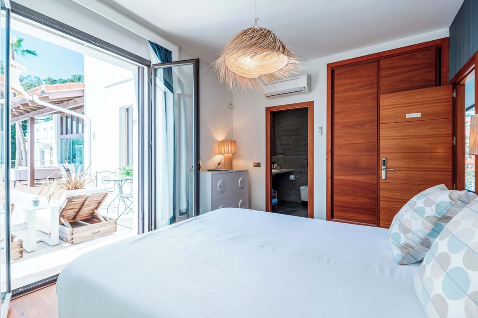 Private bedroom