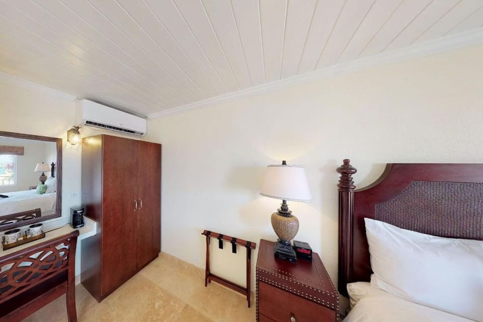 Unpack with ease beside warm wood furnishings and cool AC.