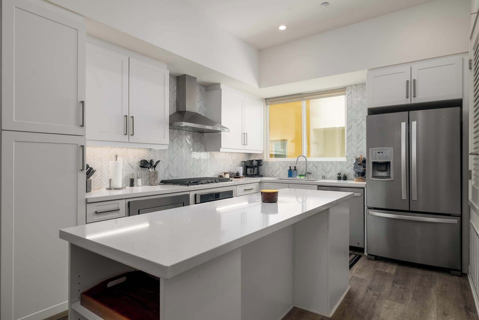 Fully equipped kitchen