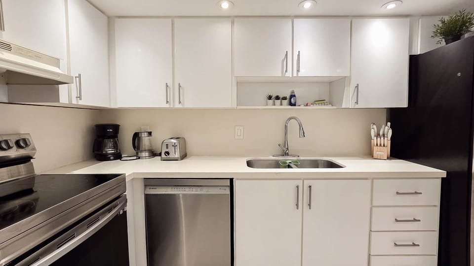 Fully equipped kitchen