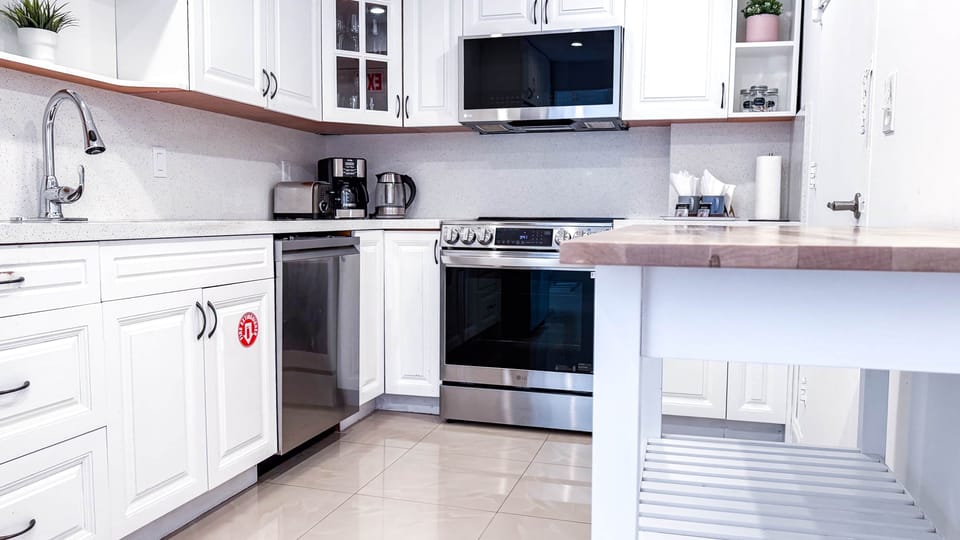 Fully equipped kitchen