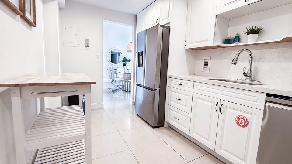 Fully equipped kitchen