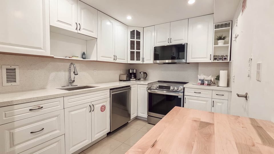 Fully equipped kitchen