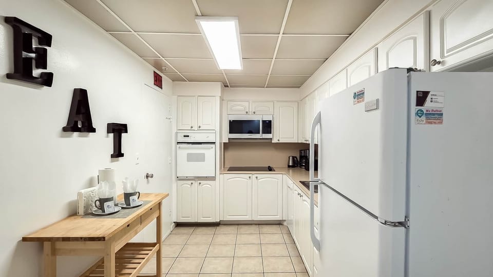 Fully equipped kitchen