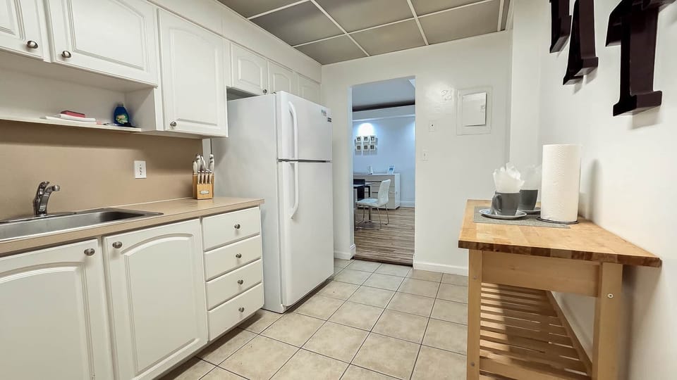 Fully equipped kitchen