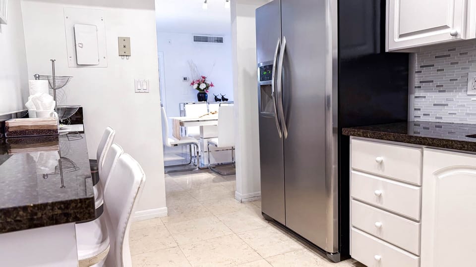 Fully equipped kitchen