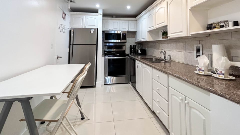 Fully equipped kitchen