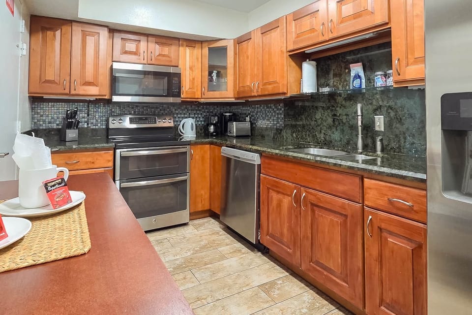 Fully equipped kitchen