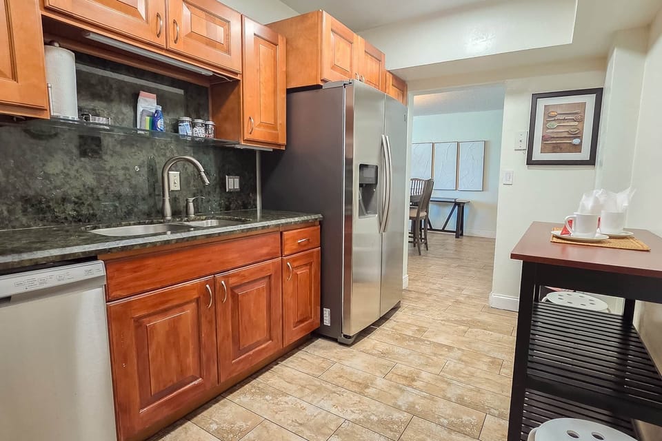 Fully equipped kitchen