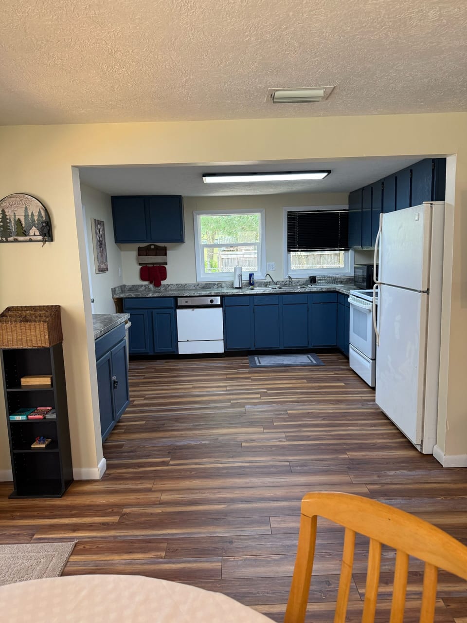 Large Fully Equipped  Kitchen