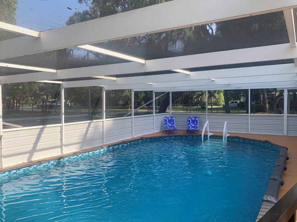 Screened Pool & Deck