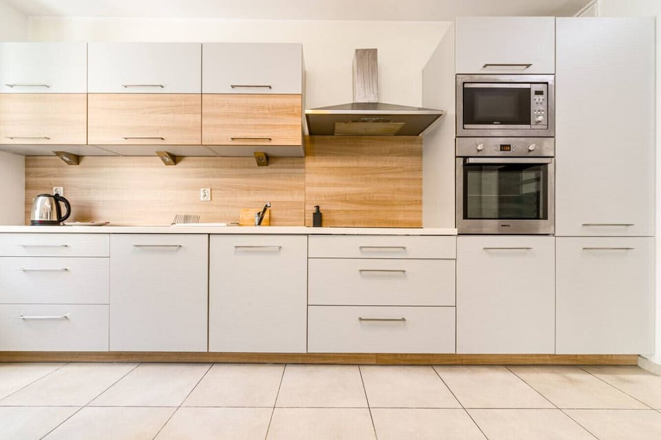Fully equipped kitchen | Book Now with RENTUJEMY