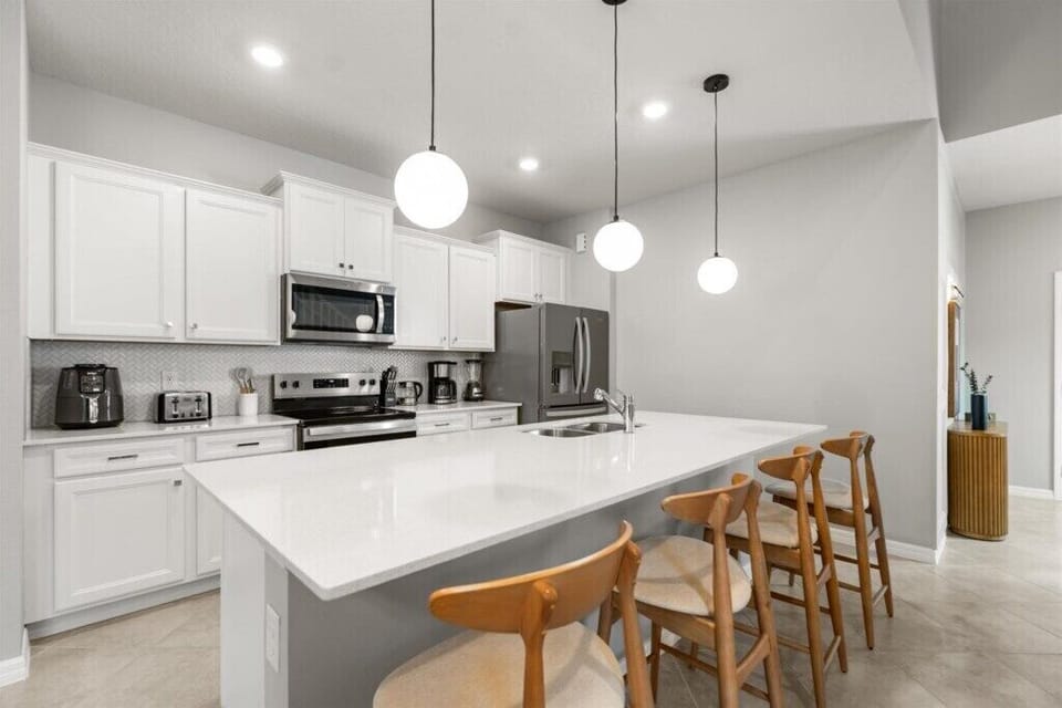 15882 Cape Coral Loop  (7).jpg