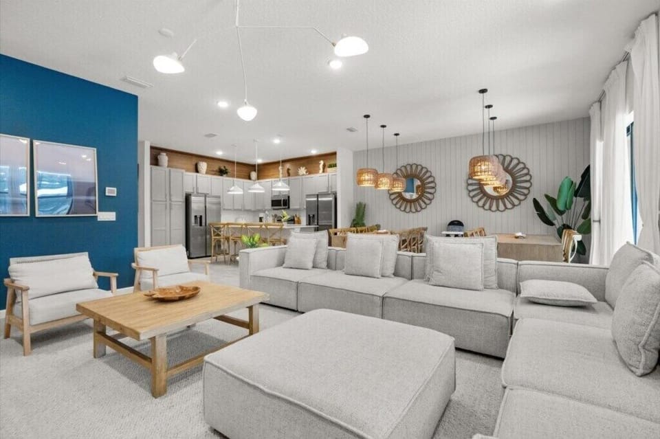 5863HighSeasDrive(2)