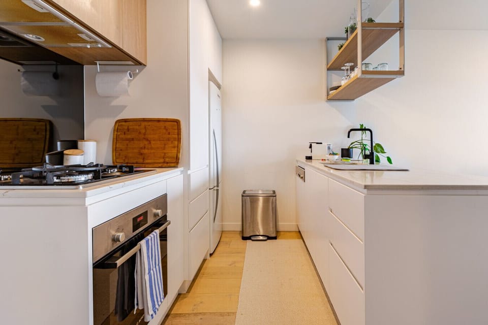 Kitchen fully equipped with all appliances and a coffee machine