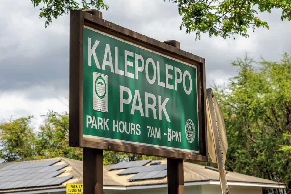 Kalepolepo park.