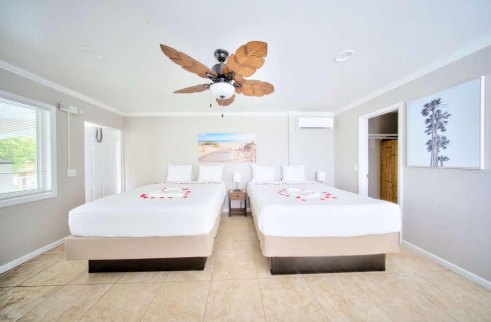 2 Queen Room