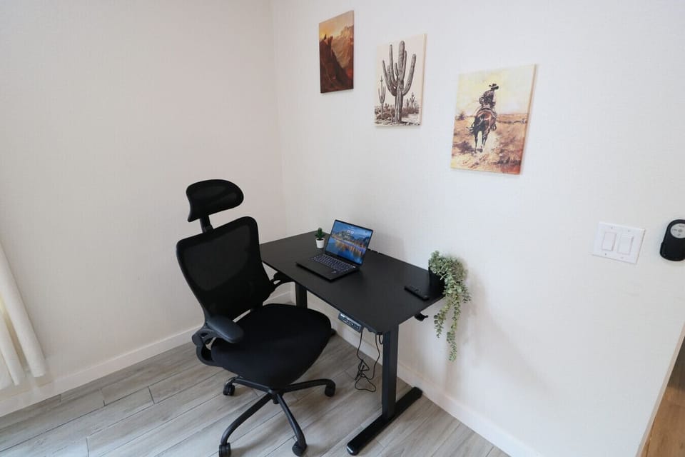 Work station