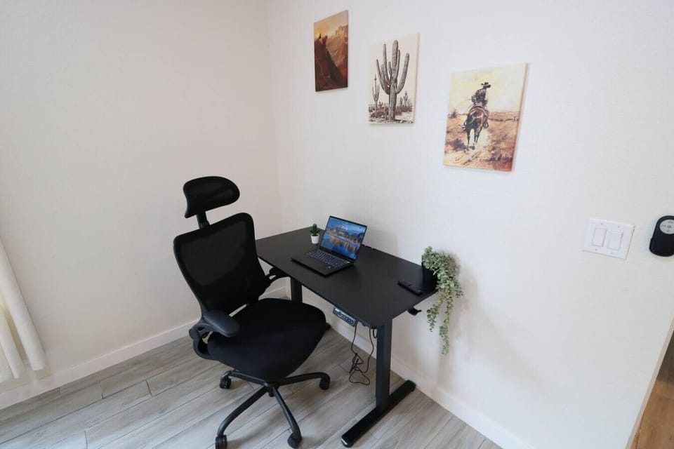 Work Station