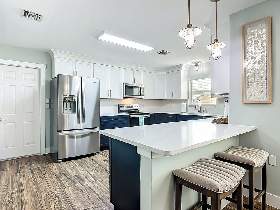 Fully Stocked Kitchen