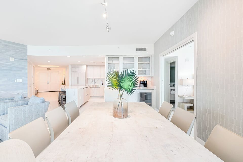 Dining Room 1.2