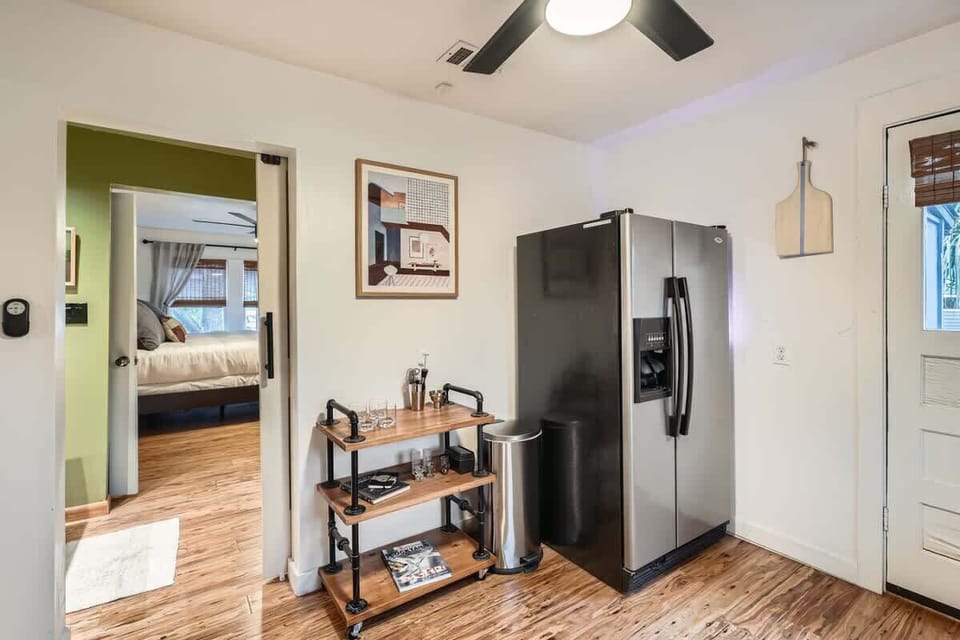 Fully equipped kitchen with everything you need. Just bring your groceries and creativity!