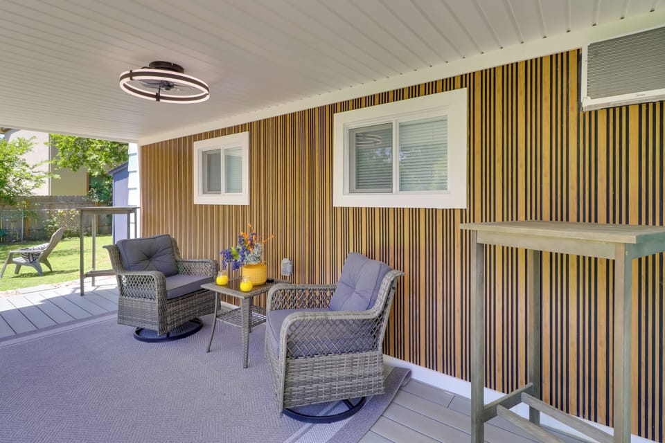 Private Patio | Single-Story Apartment