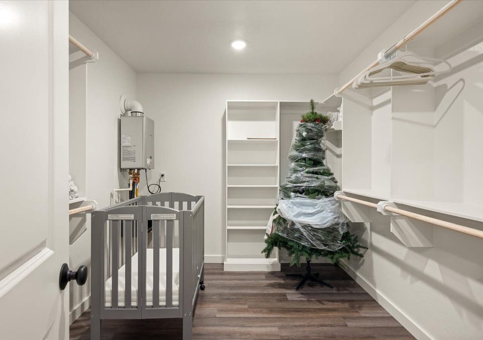 HighChair, Crib and Pack N Play