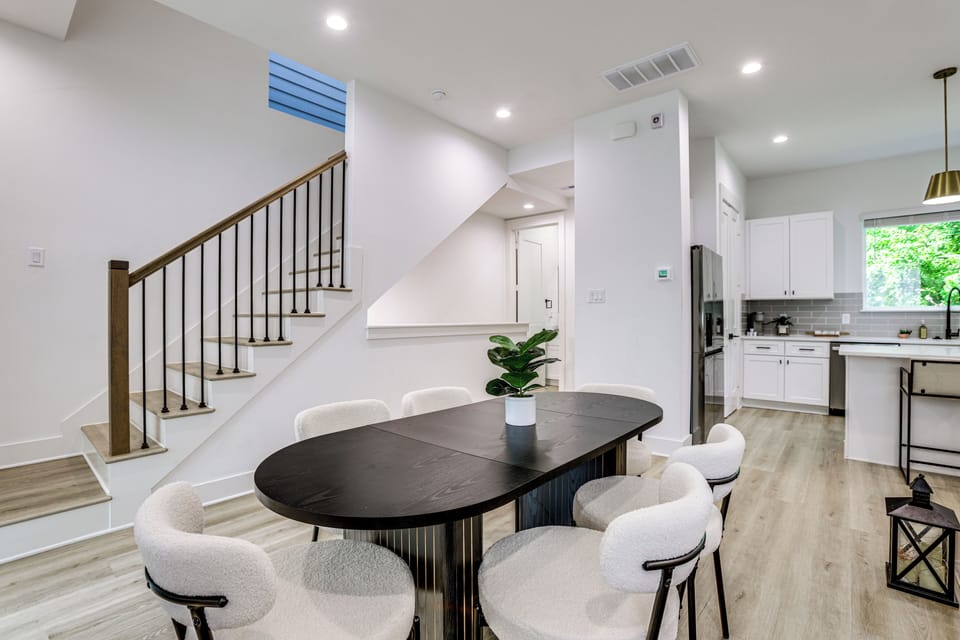 Dining Room | 2nd Floor