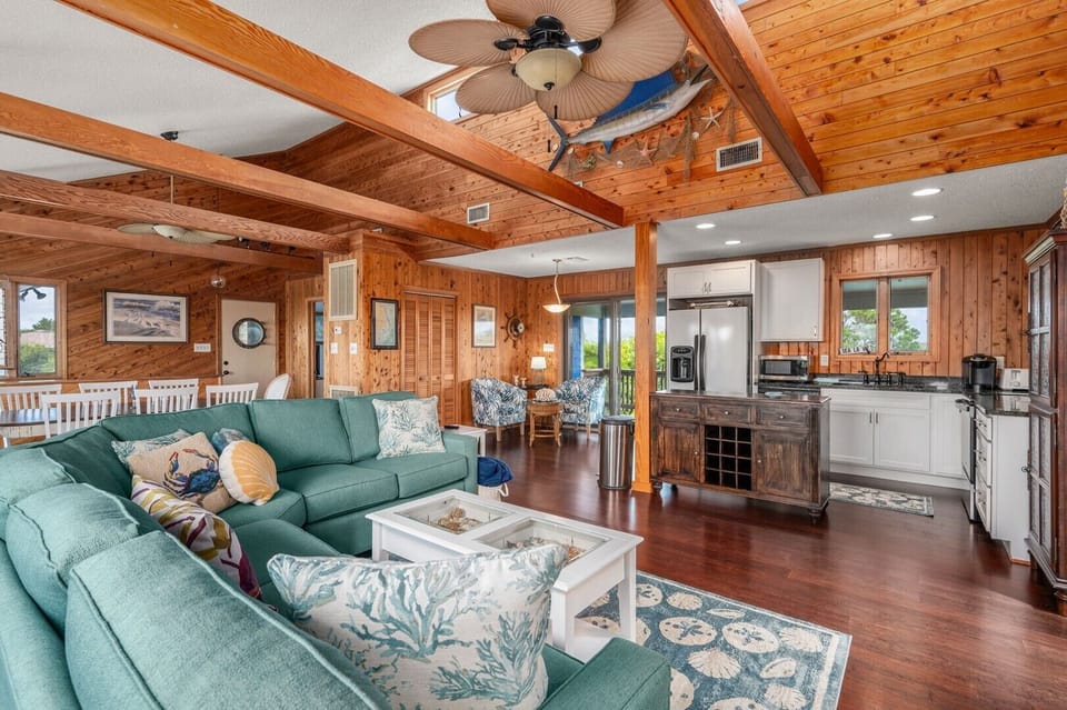 12-web-or-mls-105-Wood-Duck-Rd-TL-Living-V6