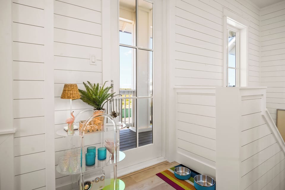 Entry to front Balcony, 2nd Floor