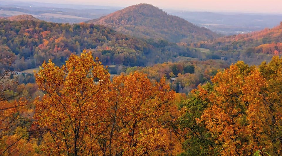 5 minutes from East Overlook #1 of the Foothills Parkway