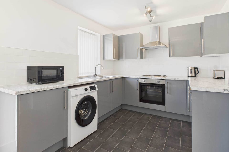 Holland Street Townhouse II, Fairfield - Host & Stay