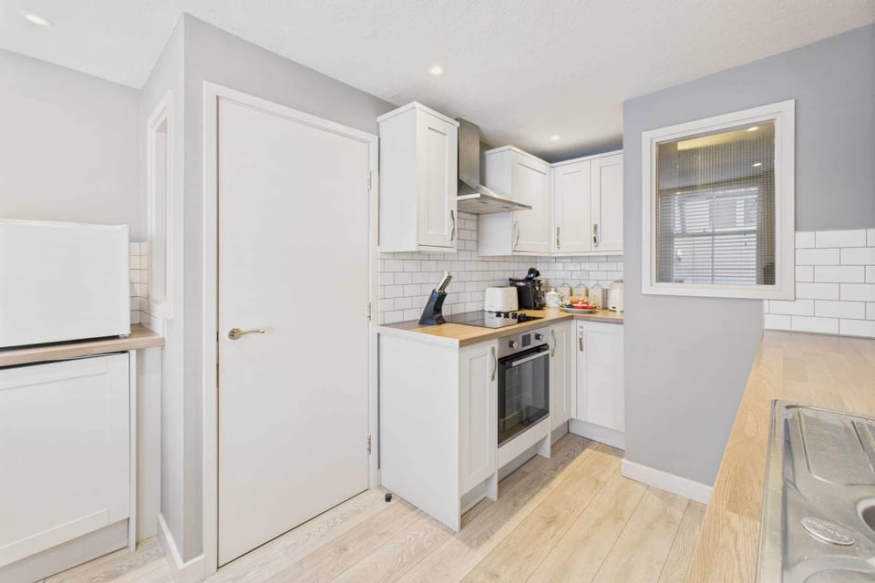 Leading Lights, Whitby - Host & Stay